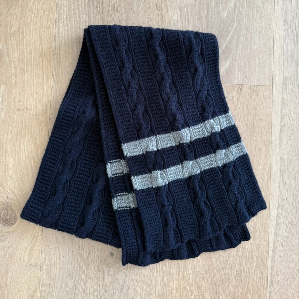 Banana Republic Scarf 100% Merino wool